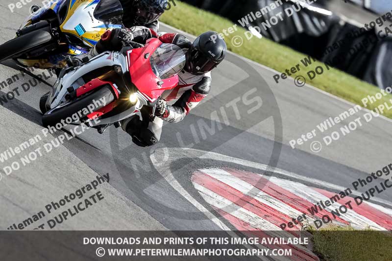 donington no limits trackday;donington park photographs;donington trackday photographs;no limits trackdays;peter wileman photography;trackday digital images;trackday photos